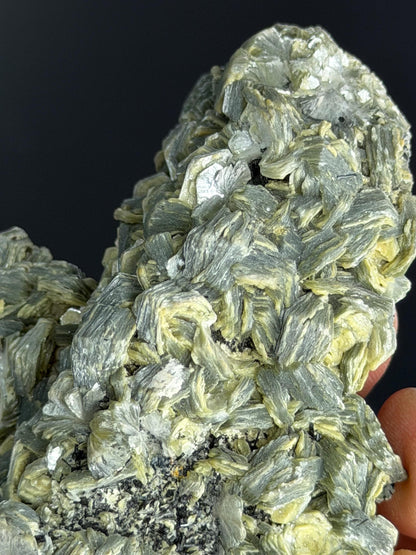 Vermiculite With Black Tourmaline