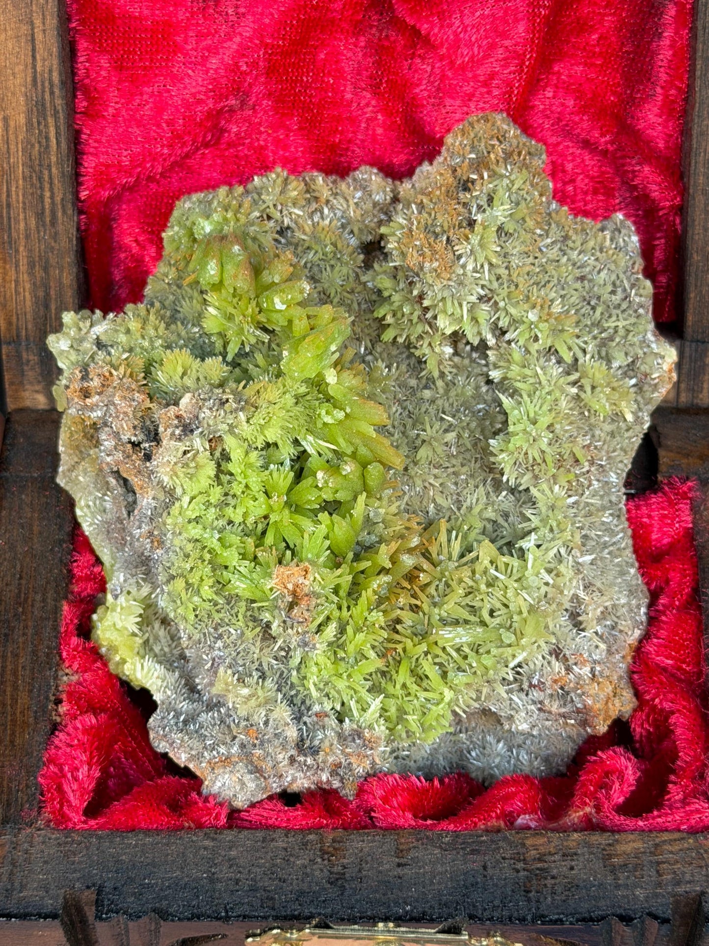 Special Pyromorphite Stone