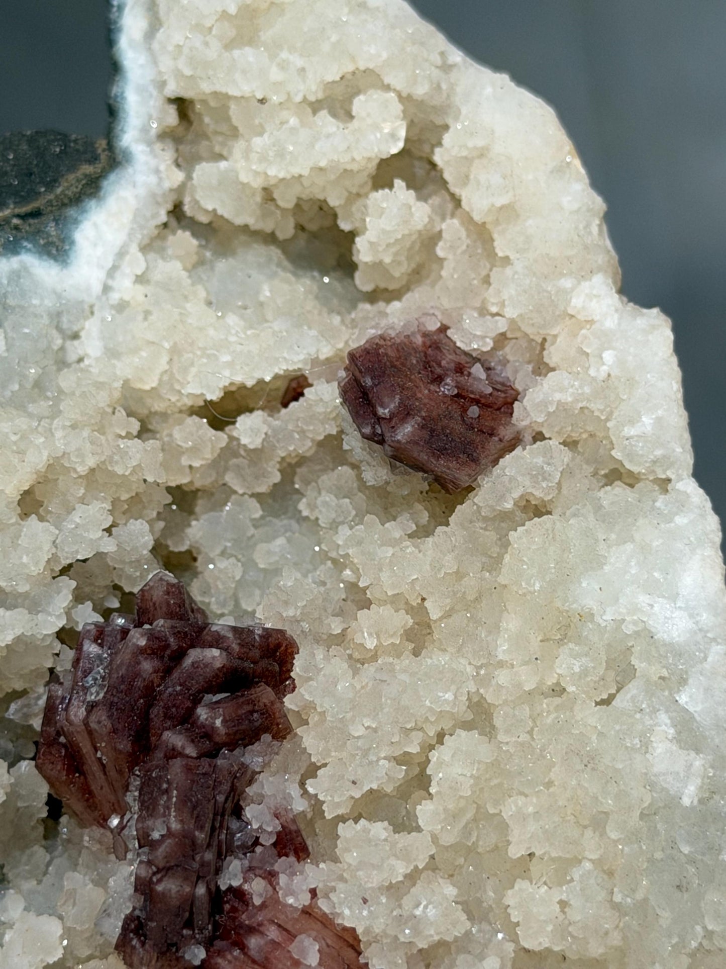 Heulandite On Chalcedony