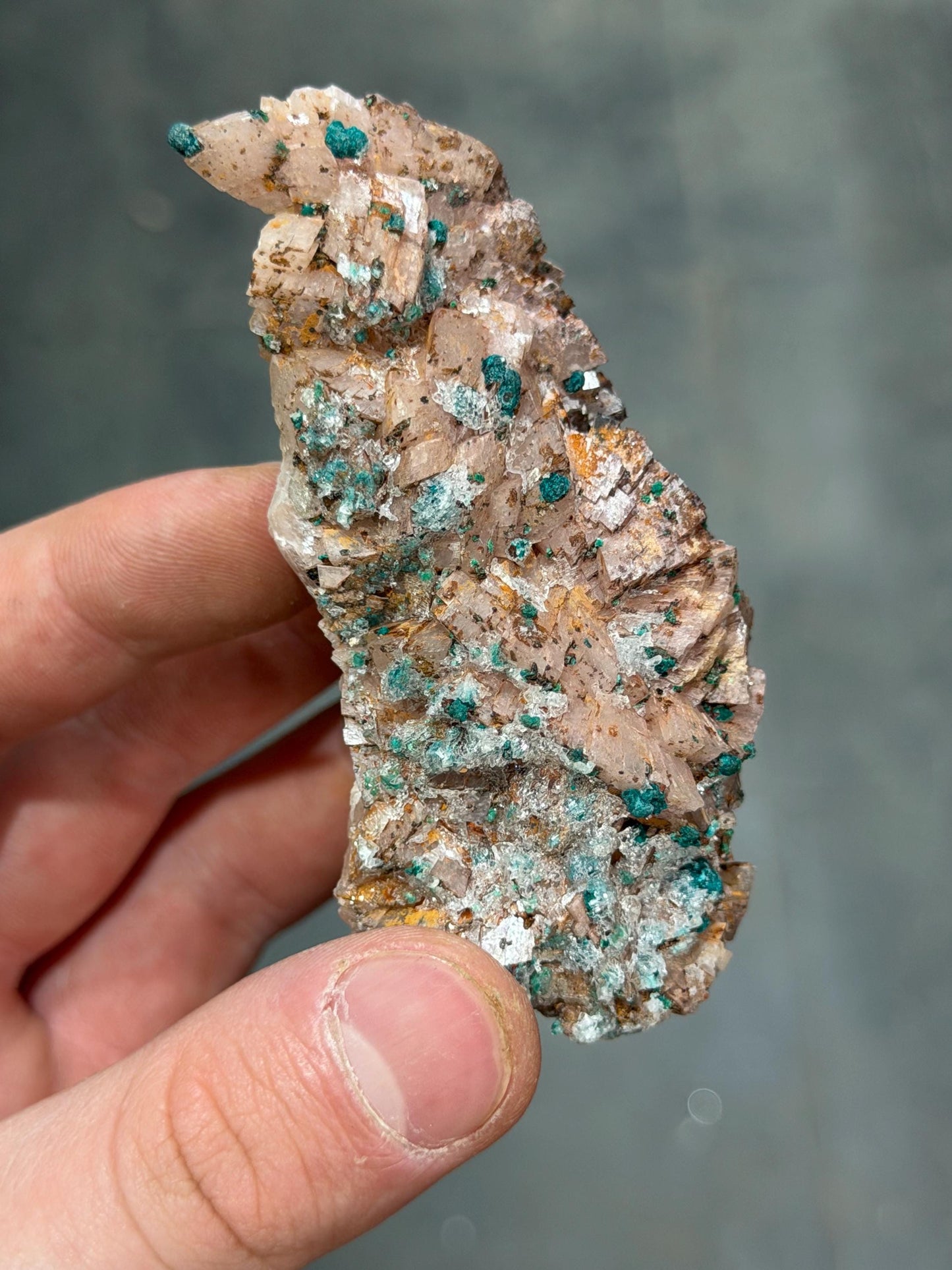 Rosasite And Malachite On Ankerite