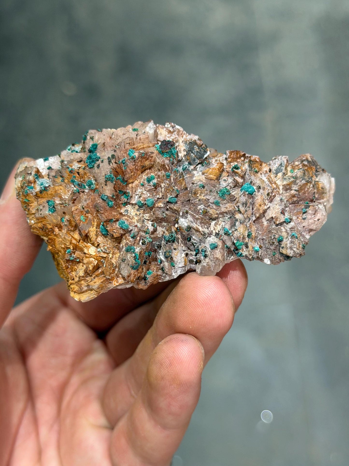 Rosasite And Malachite On Ankerite