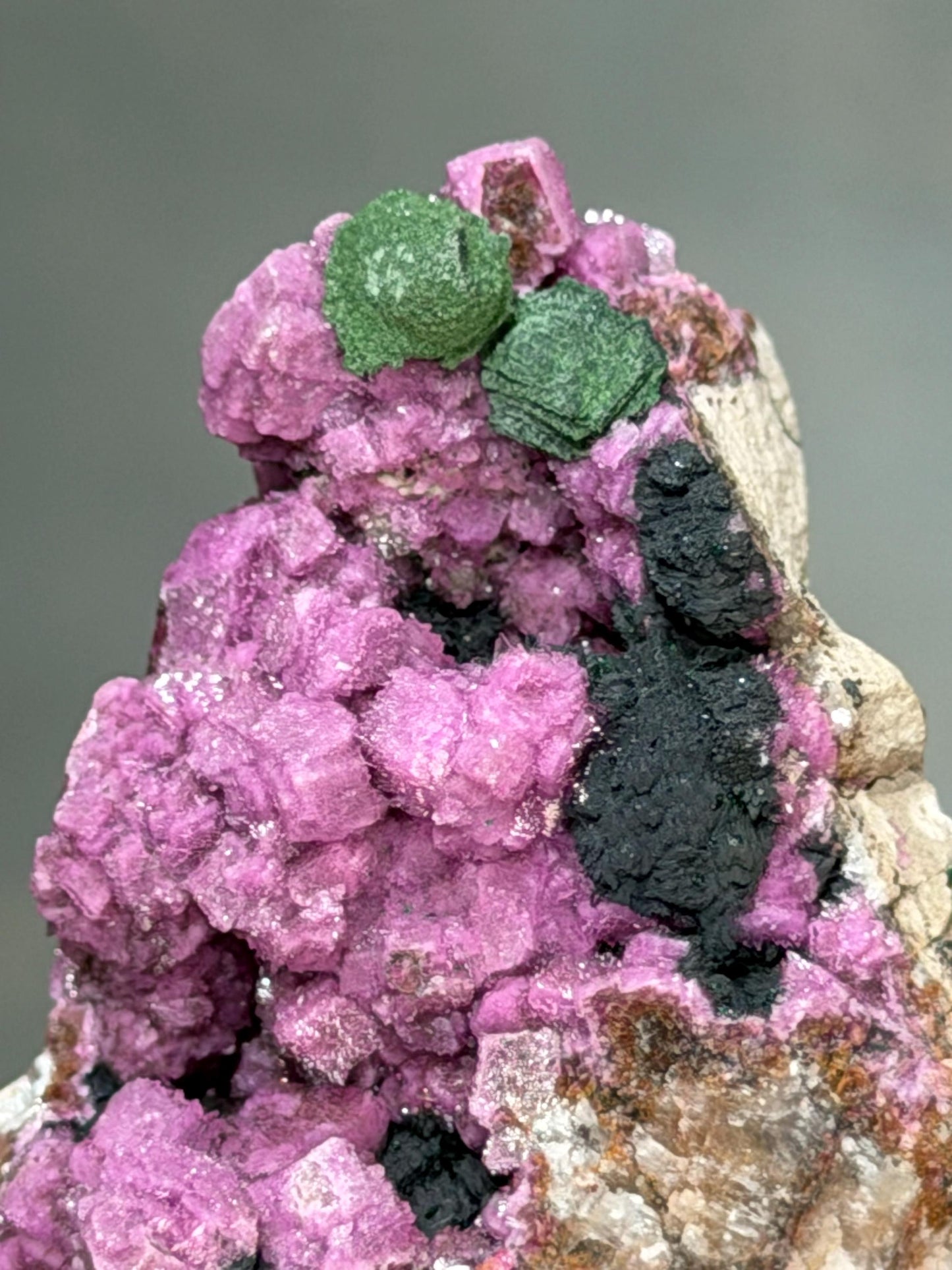 Kolwezite / Malachite On Cobalton Calcite On Quartz
