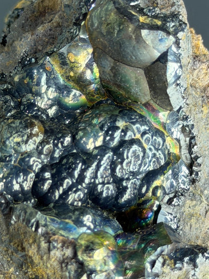Natural Colored Alloy Irisdescent Botryoidal Goethite