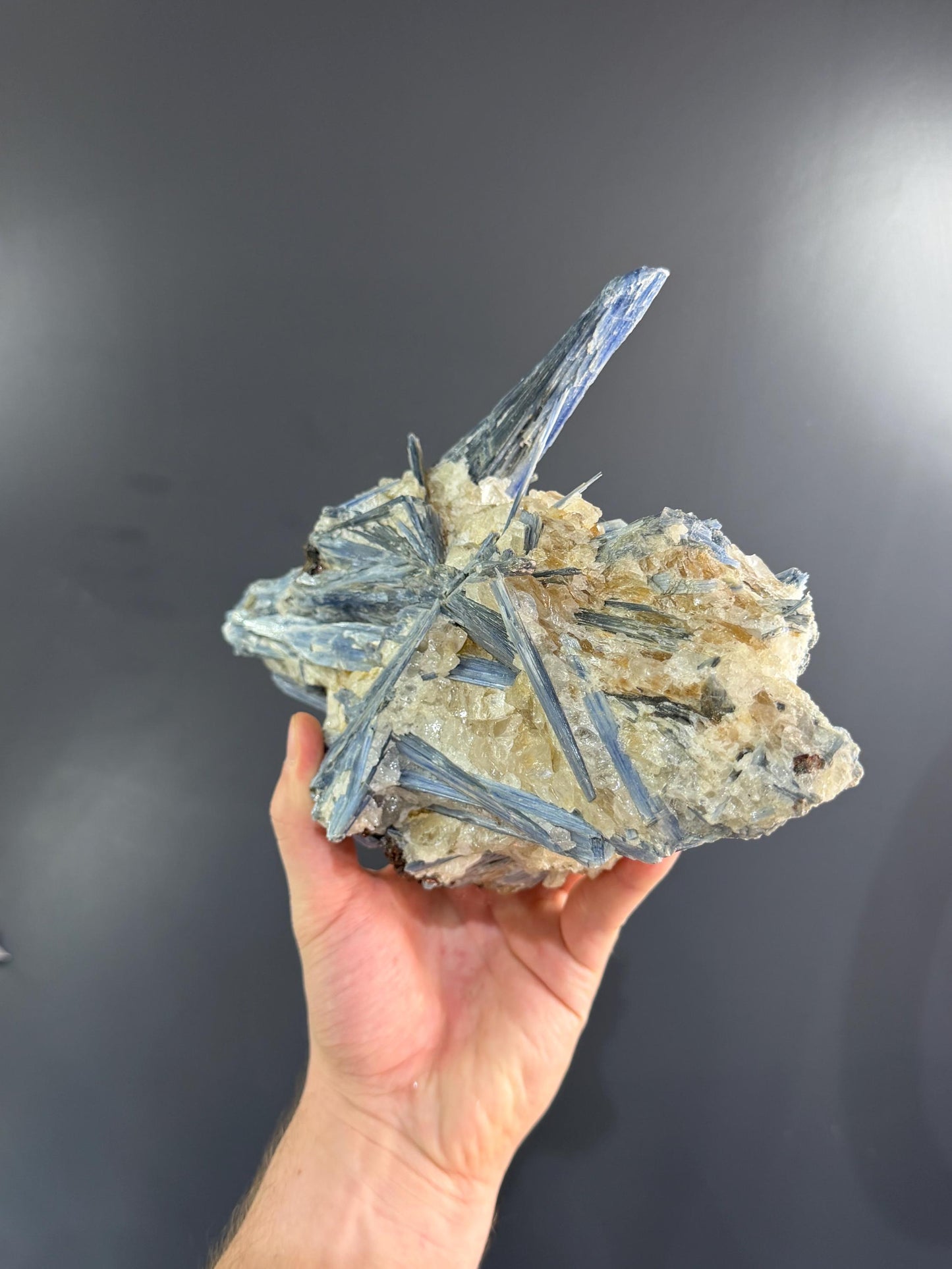 Museum Quality! Large Size Unique Formation Blue Kyanite
