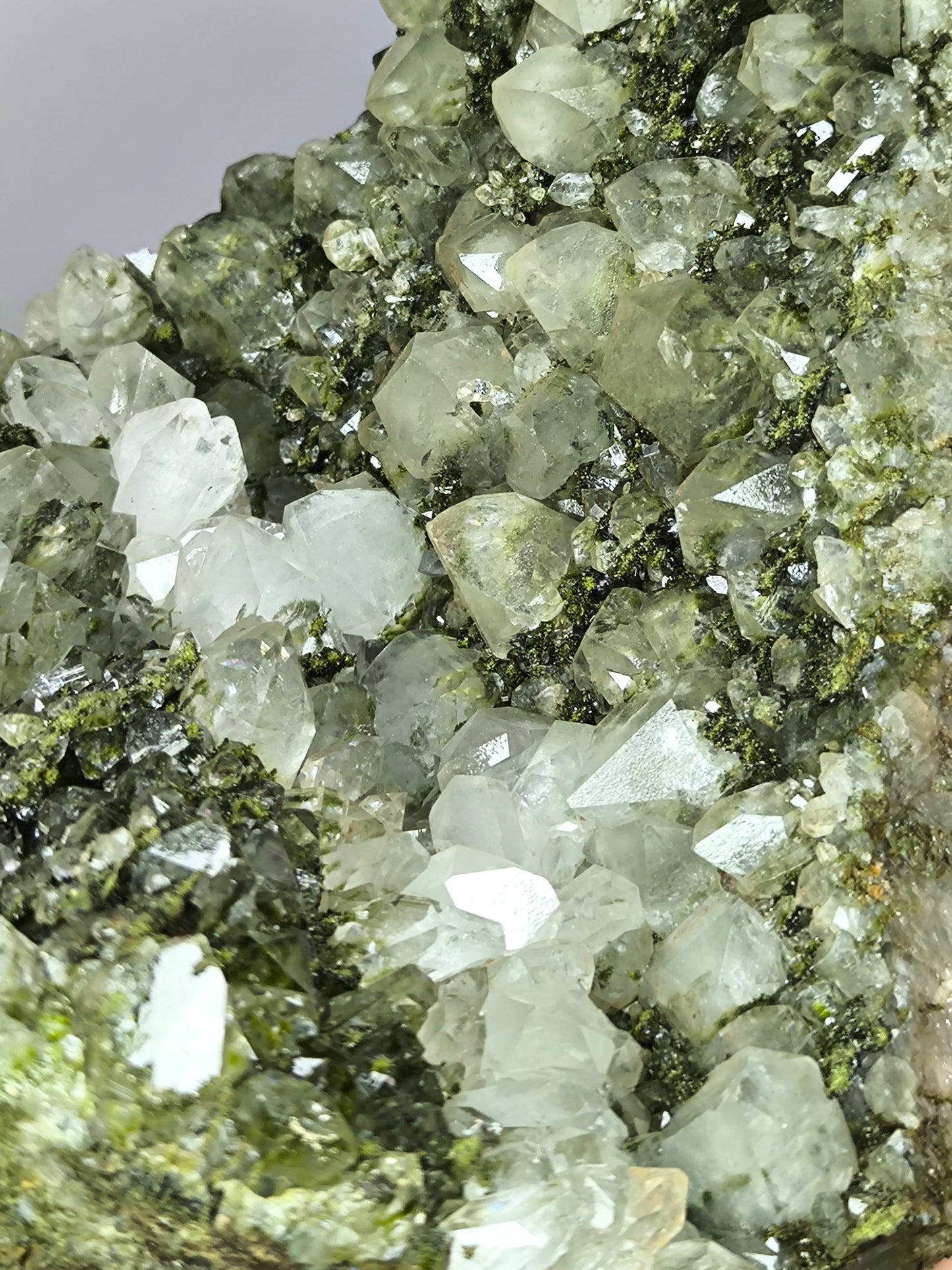 Very Special! Green Epidote With Lodolite Quartz